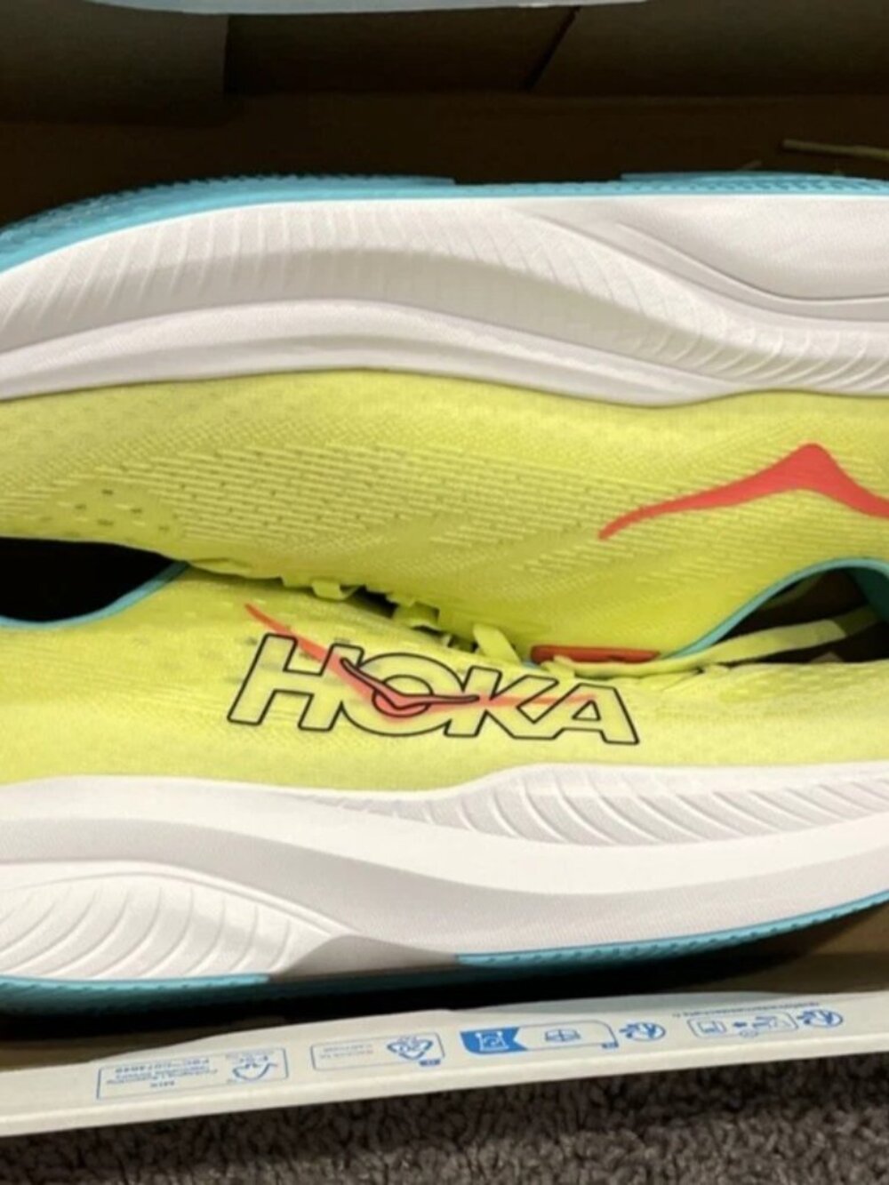 Hoka One One Mach 6 Mens 12.5 D Yuzu Cielo Blue Yellow 1147790-YZC Running Shoe